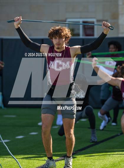 Thumbnail 2 in A&M Consolidated vs. La Porte (UIL Football 5A D1 Region III Semifinal) photogallery.