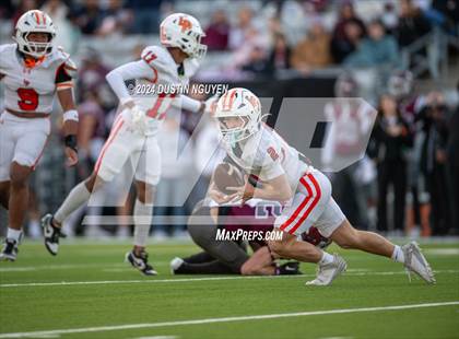 Thumbnail 3 in A&M Consolidated vs. La Porte (UIL Football 5A D1 Region III Semifinal) photogallery.