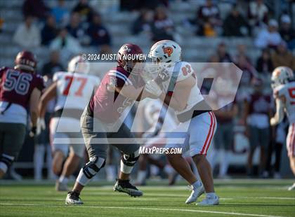 Thumbnail 2 in A&M Consolidated vs. La Porte (UIL Football 5A D1 Region III Semifinal) photogallery.