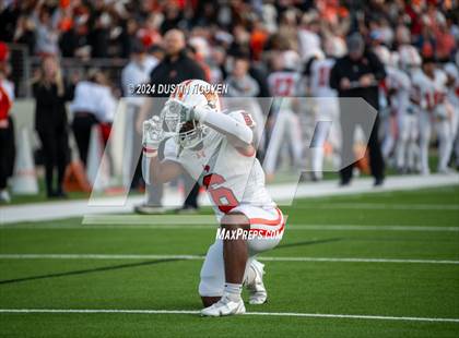 Thumbnail 2 in A&M Consolidated vs. La Porte (UIL Football 5A D1 Region III Semifinal) photogallery.