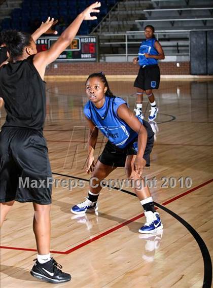 Thumbnail 1 in South Grand Prairie @ Mansfield Summit photogallery.