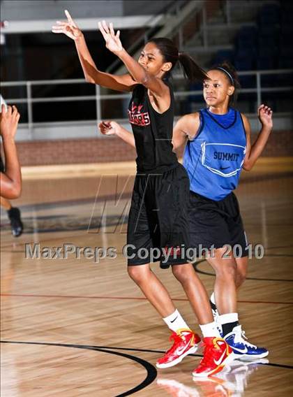 Thumbnail 2 in South Grand Prairie @ Mansfield Summit photogallery.