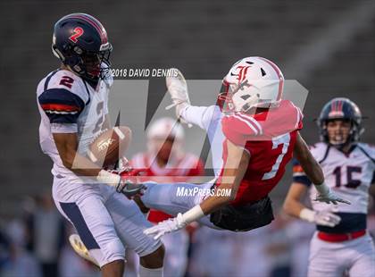 Thumbnail 1 in  Lawndale vs San Joaquin Memorial (CIF State Championship D2-A) photogallery.