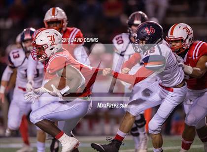 Thumbnail 2 in  Lawndale vs San Joaquin Memorial (CIF State Championship D2-A) photogallery.