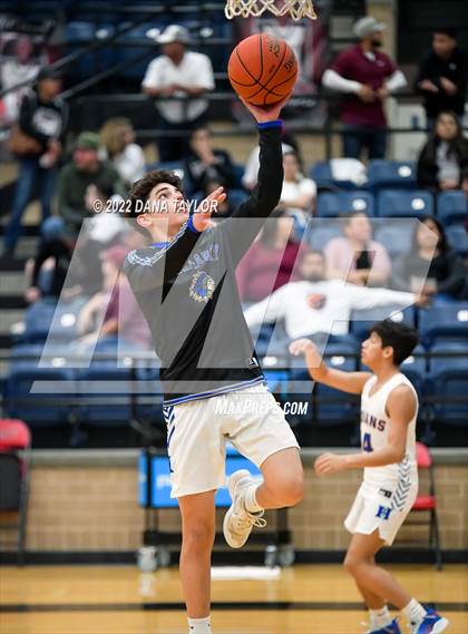 Thumbnail 2 in Graford vs Huckabay (UIL Region III-1A Semifinal) photogallery.