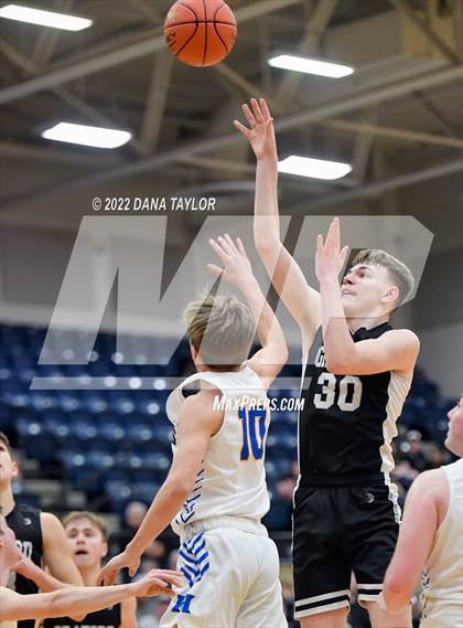 Thumbnail 3 in Graford vs Huckabay (UIL Region III-1A Semifinal) photogallery.