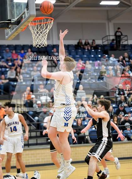Thumbnail 3 in Graford vs Huckabay (UIL Region III-1A Semifinal) photogallery.