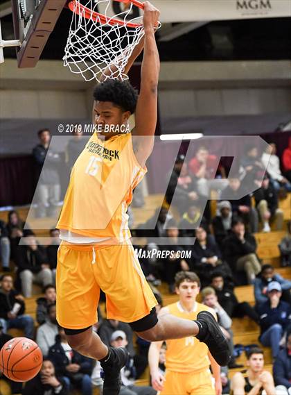 Thumbnail 1 in Woodstock Academy vs. Montverde Academy (Spalding Hoophall Classic) photogallery.