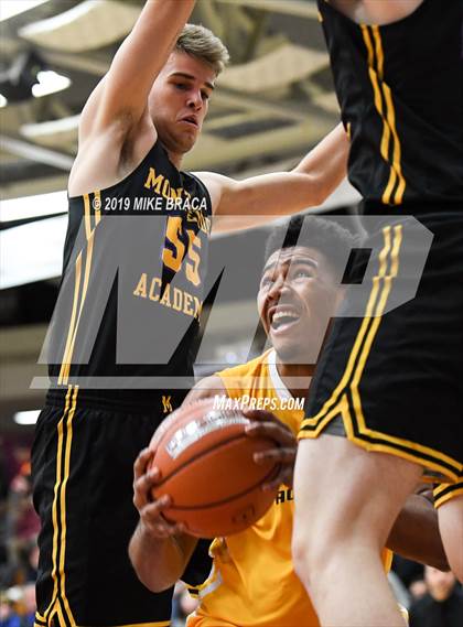 Thumbnail 1 in Woodstock Academy vs. Montverde Academy (Spalding Hoophall Classic) photogallery.
