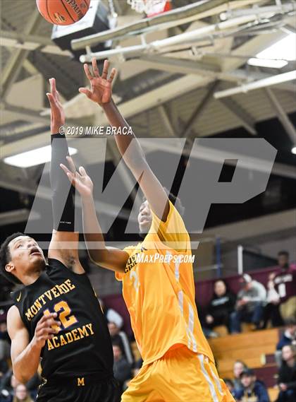Thumbnail 2 in Woodstock Academy vs. Montverde Academy (Spalding Hoophall Classic) photogallery.