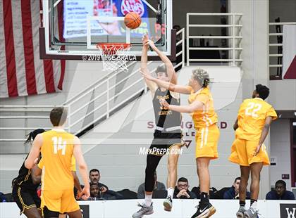 Thumbnail 3 in Woodstock Academy vs. Montverde Academy (Spalding Hoophall Classic) photogallery.