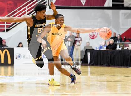 Thumbnail 3 in Woodstock Academy vs. Montverde Academy (Spalding Hoophall Classic) photogallery.