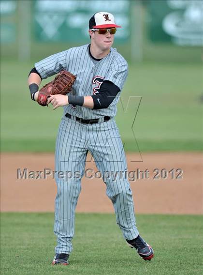 Thumbnail 3 in Lovejoy vs Sherman (Gunter) photogallery.