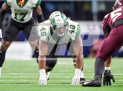 Thumbnail 3 in DeSoto vs. Summer Creek (UIL 6A D2 Football Final) photogallery.