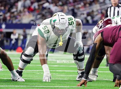 Thumbnail 3 in DeSoto vs. Summer Creek (UIL 6A D2 Football Final) photogallery.