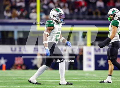 Thumbnail 2 in DeSoto vs. Summer Creek (UIL 6A D2 Football Final) photogallery.