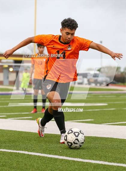 Thumbnail 1 in Scarborough vs Jasper (UIL 4A Area Playoff) photogallery.