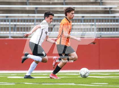 Thumbnail 2 in Scarborough vs Jasper (UIL 4A Area Playoff) photogallery.