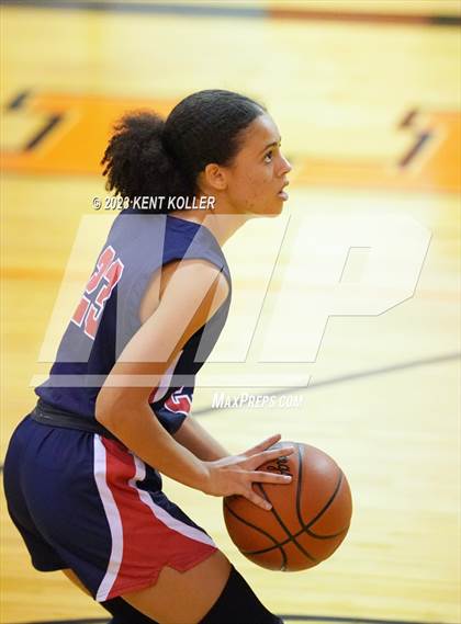 Thumbnail 1 in Sterling Heights Stevenson @ Utica photogallery.