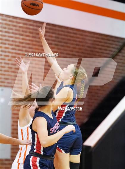Thumbnail 2 in Sterling Heights Stevenson @ Utica photogallery.