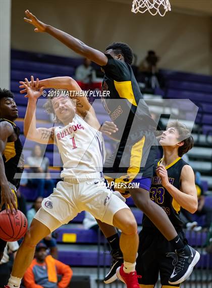 Thumbnail 1 in Terry Sanford vs. Corinth Holders (Cumberland County Holiday Classic - 1st Round) photogallery.