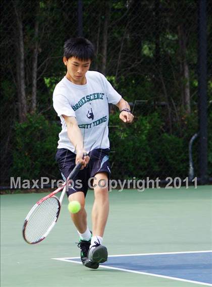 Thumbnail 1 in NYSPHSAA Boys Tennis Championships (Finals) photogallery.