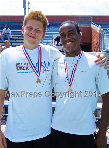 Thumbnail 1 in NYSPHSAA Boys Tennis Championships (Finals) photogallery.