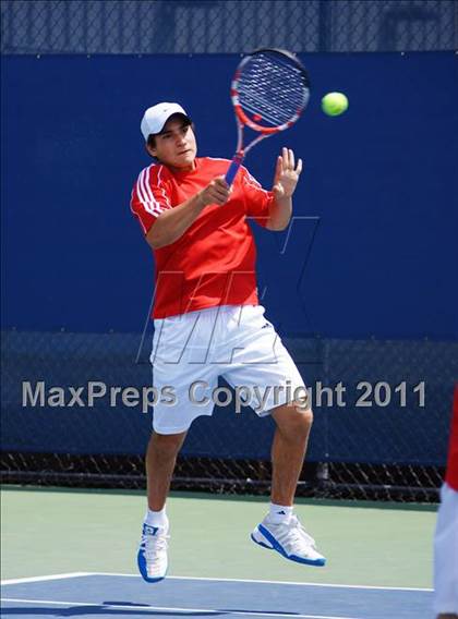 Thumbnail 1 in NYSPHSAA Boys Tennis Championships (Finals) photogallery.