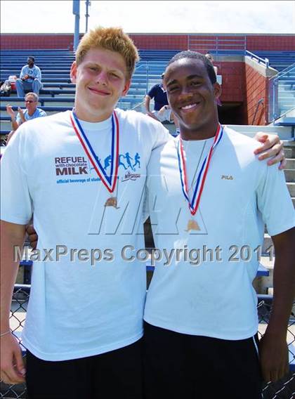 Thumbnail 2 in NYSPHSAA Boys Tennis Championships (Finals) photogallery.