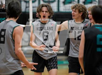 Thumbnail 3 in Chandler @ Highland (AIA 6A Quarterfinals) photogallery.