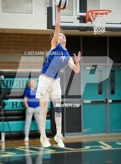 Thumbnail 2 in Chandler @ Highland (AIA 6A Quarterfinals) photogallery.