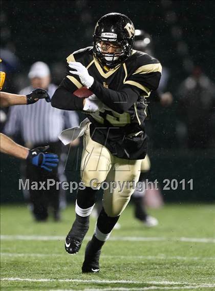 Thumbnail 1 in Irondequoit vs. Rush-Henrietta (Section 5 Class AA State Qualifier) photogallery.