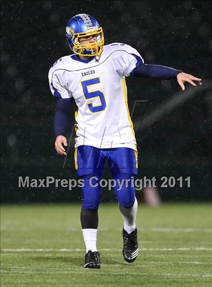 Thumbnail 1 in Irondequoit vs. Rush-Henrietta (Section 5 Class AA State Qualifier) photogallery.