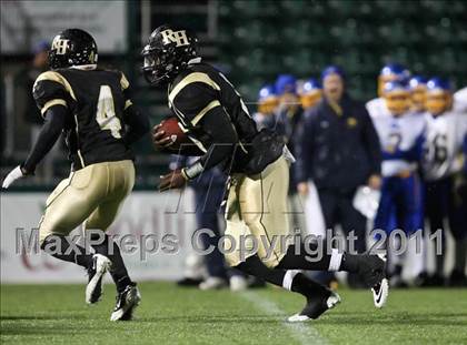 Thumbnail 2 in Irondequoit vs. Rush-Henrietta (Section 5 Class AA State Qualifier) photogallery.