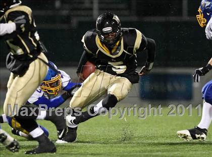 Thumbnail 2 in Irondequoit vs. Rush-Henrietta (Section 5 Class AA State Qualifier) photogallery.