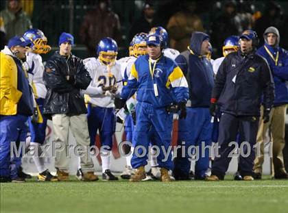 Thumbnail 3 in Irondequoit vs. Rush-Henrietta (Section 5 Class AA State Qualifier) photogallery.