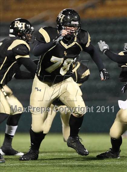 Thumbnail 2 in Irondequoit vs. Rush-Henrietta (Section 5 Class AA State Qualifier) photogallery.