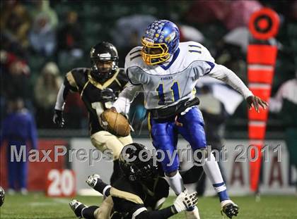 Thumbnail 3 in Irondequoit vs. Rush-Henrietta (Section 5 Class AA State Qualifier) photogallery.