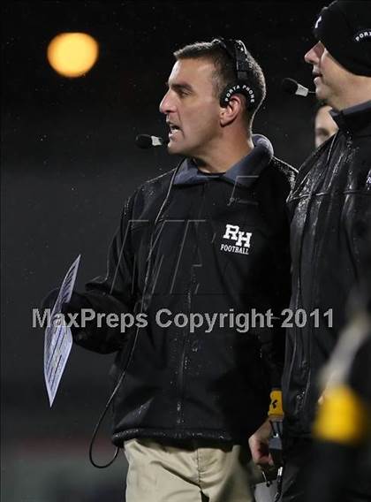 Thumbnail 3 in Irondequoit vs. Rush-Henrietta (Section 5 Class AA State Qualifier) photogallery.