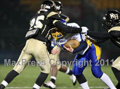 Thumbnail 2 in Irondequoit vs. Rush-Henrietta (Section 5 Class AA State Qualifier) photogallery.