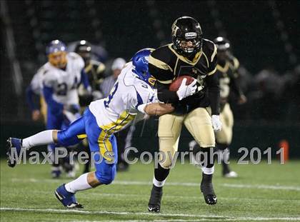 Thumbnail 2 in Irondequoit vs. Rush-Henrietta (Section 5 Class AA State Qualifier) photogallery.