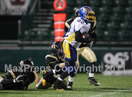 Thumbnail 3 in Irondequoit vs. Rush-Henrietta (Section 5 Class AA State Qualifier) photogallery.