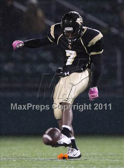 Thumbnail 1 in Irondequoit vs. Rush-Henrietta (Section 5 Class AA State Qualifier) photogallery.