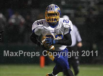 Thumbnail 3 in Irondequoit vs. Rush-Henrietta (Section 5 Class AA State Qualifier) photogallery.