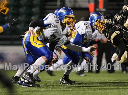 Thumbnail 2 in Irondequoit vs. Rush-Henrietta (Section 5 Class AA State Qualifier) photogallery.