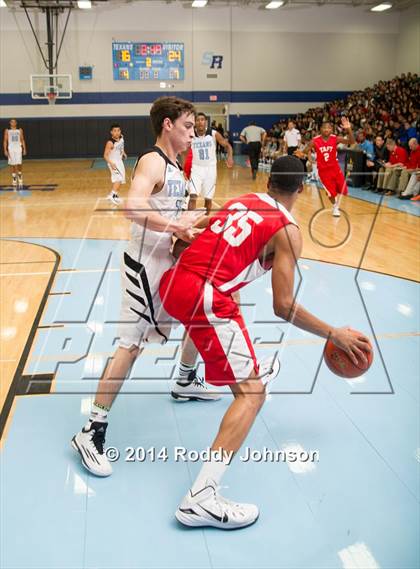 Thumbnail 3 in Sam Rayburn vs. Taft San Antonio (McDonald's Texas Invitational) photogallery.