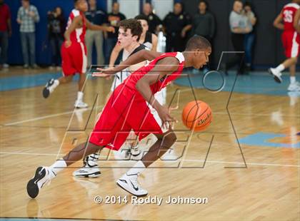 Thumbnail 2 in Sam Rayburn vs. Taft San Antonio (McDonald's Texas Invitational) photogallery.