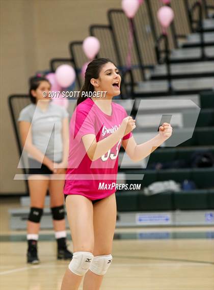 Thumbnail 1 in Great Oak @ Murrieta Mesa photogallery.