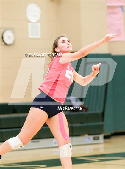 Thumbnail 2 in Great Oak @ Murrieta Mesa photogallery.