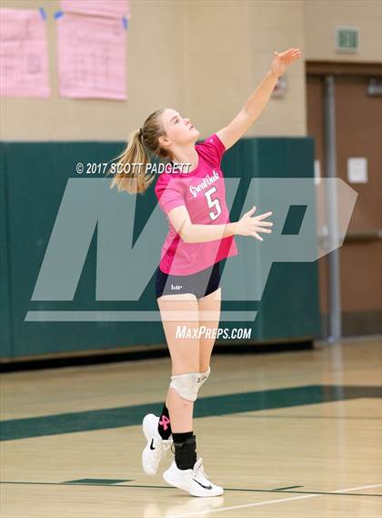 Thumbnail 2 in Great Oak @ Murrieta Mesa photogallery.